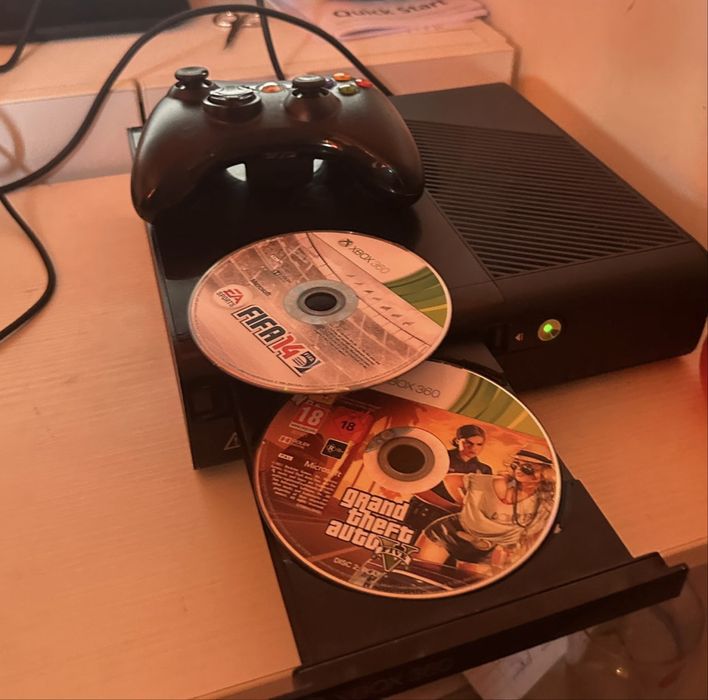 Vand xbox 360 urgent