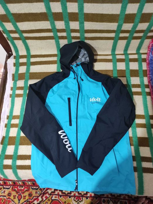 Продается куртка wolt