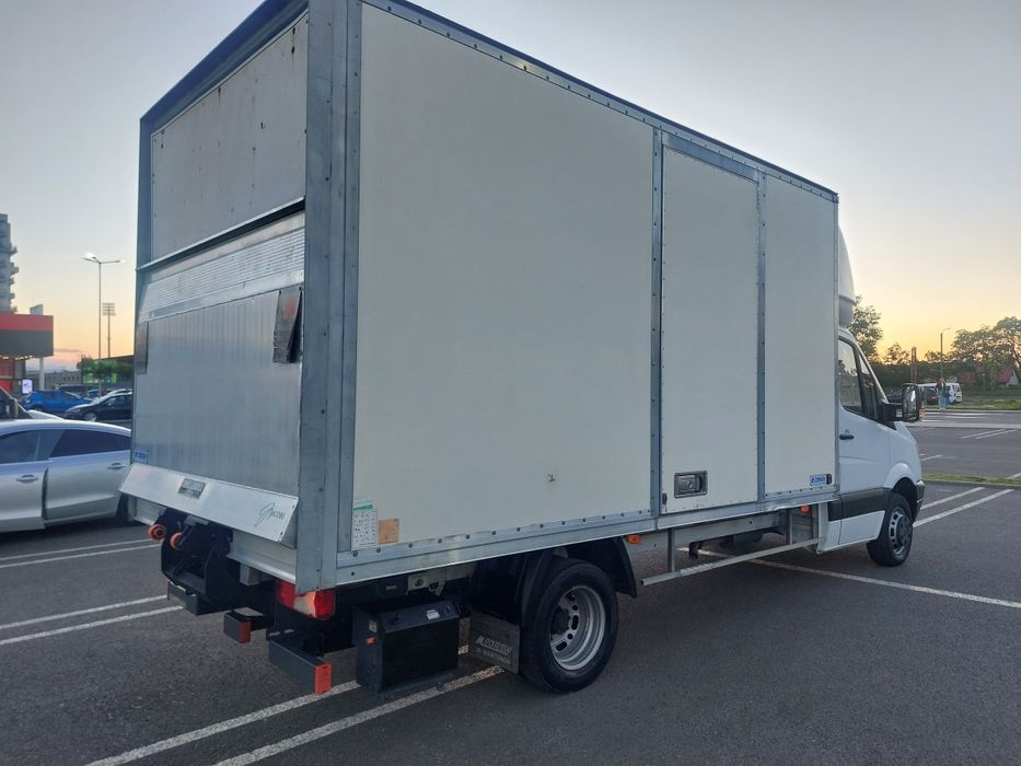 Mercedes Sprinter // Cub Lift // Recent adusa //