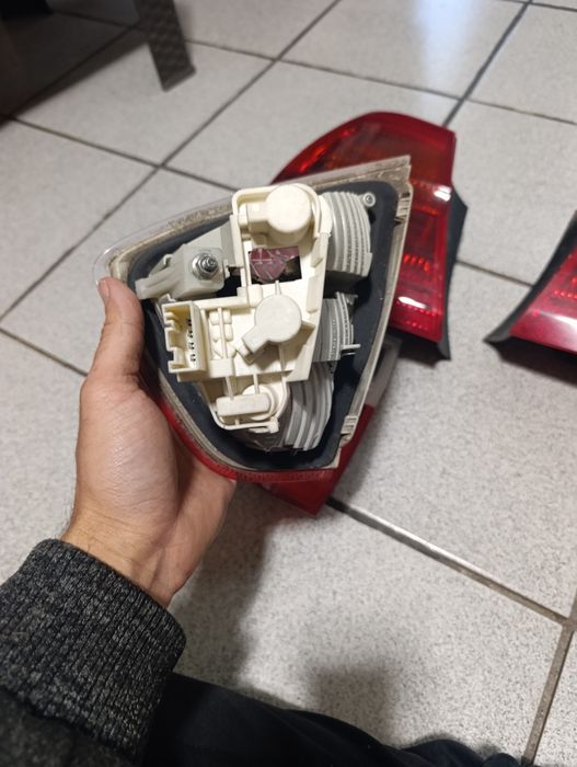 Продавам стопове комплект за е90