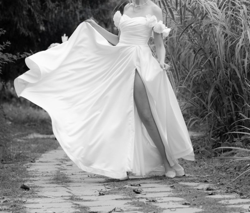 Rochie de mireasa marime XS-L( cu corset ajustabil)