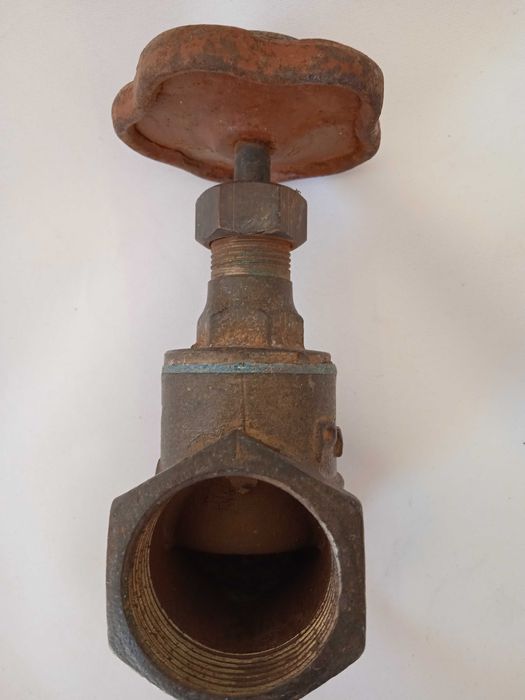 Вентиль новый бронзовый