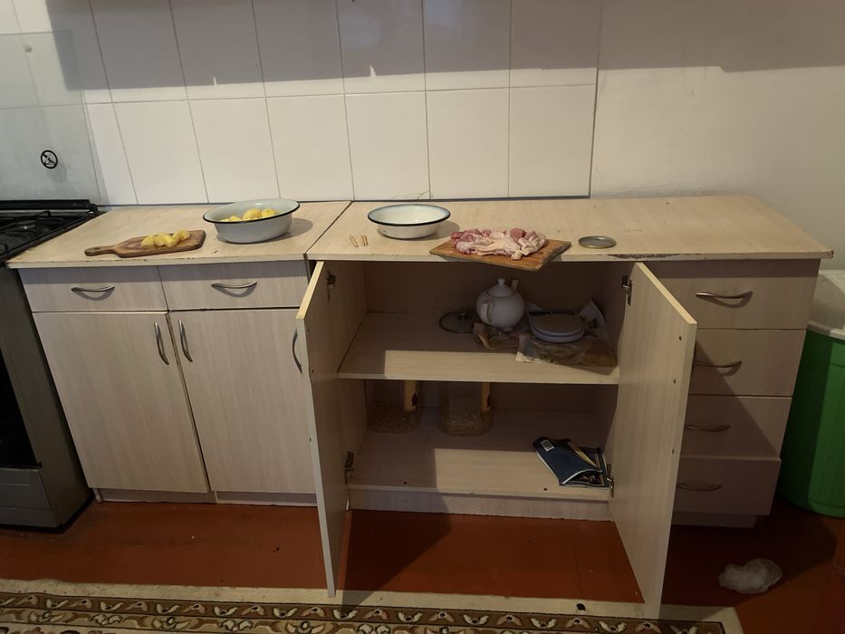 Кухонный гарнитур