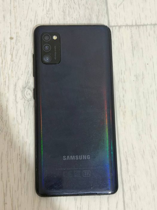 Телефон сатылады Самсунг А41