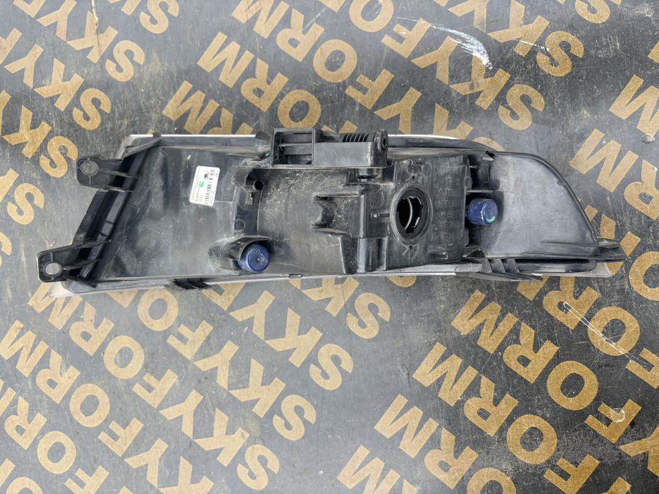 Халоген Skoda Fabia 3