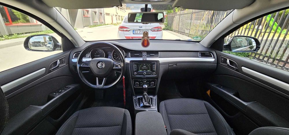 De  vanzare Skoda Superb 2014
