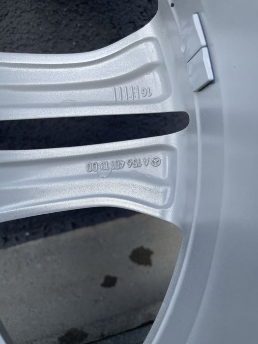 Jante R 18 Mercedes GLA GLB GLC GLK Vito Viano Continental 235 50 R18