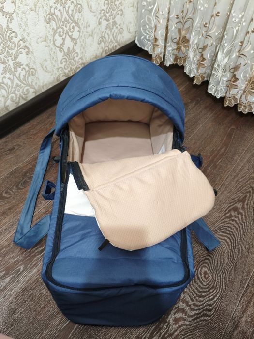 Продам кокон, ванночку, переноску.