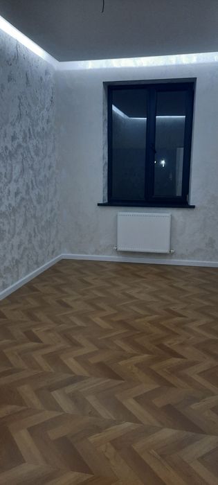 Zamona Qizgaldoq mahalla 72 kv 66000$