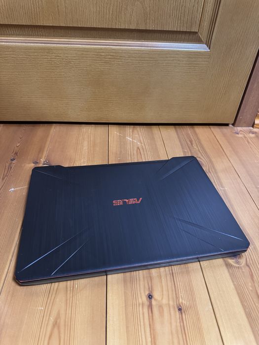 Laptop calculator pc gaming Asus Tuf FX504G i5 gtx 1050 16 gb ram