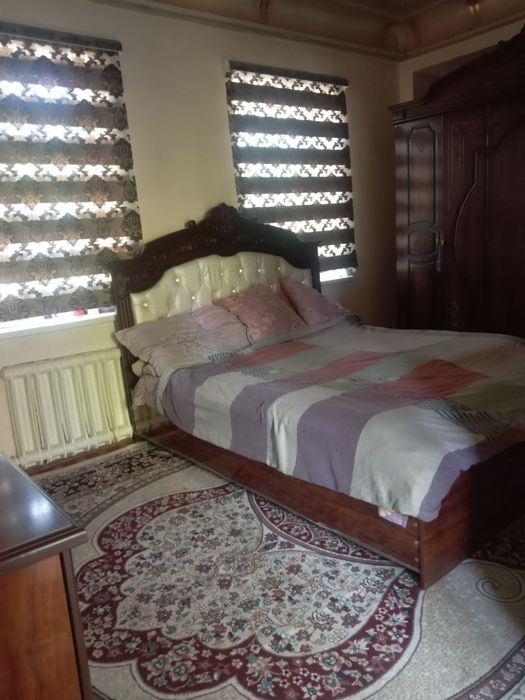 Уй сотилади. Арча куча.  Ер учаскаси