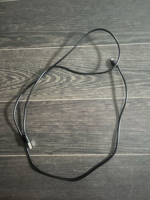 Playstation 4 + 2 jocuri + controller original