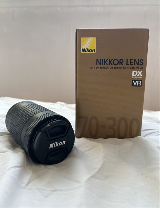 Обектив Nikon AF-P DX Nikkor 70-300mm f / 4.5-6.3G ED VR