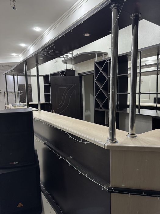 Продается Барная стойка