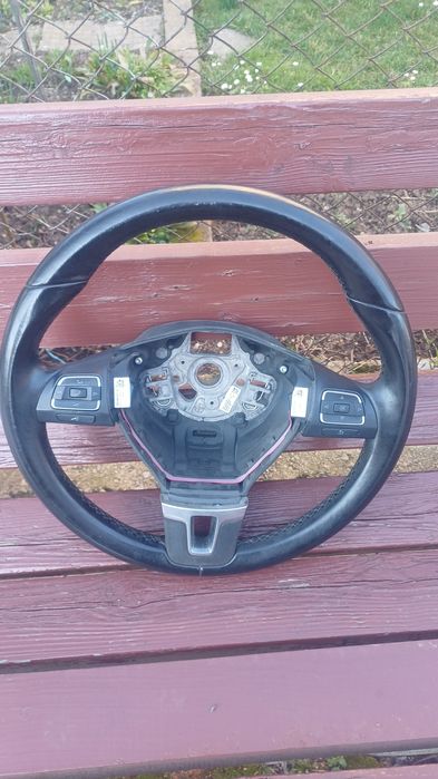 Мултиволан за пасат б7,CC golf 6