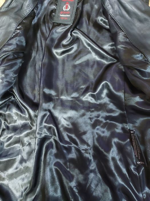 Geaca neagra piele naturala 100%