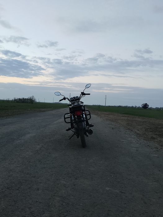 Продам мотоцикл есть торг