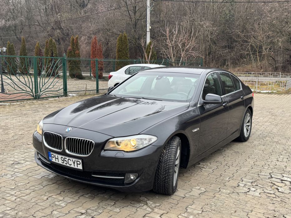 BMW 520D Luxury Edition/184Cp/Automat/interior seria 7/plafon negru