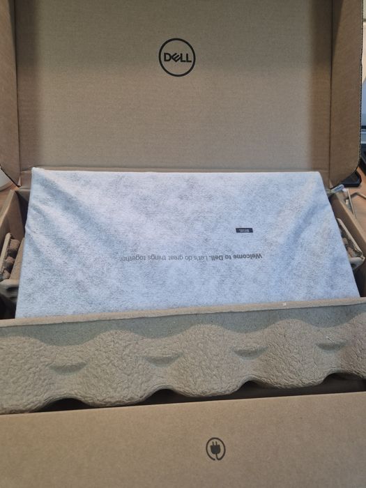Dell Vostro 15" 16gb RAM 512gb SSD
