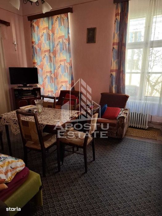Apartament 3 camere de vanzare zona Piata Marasti Timisoara