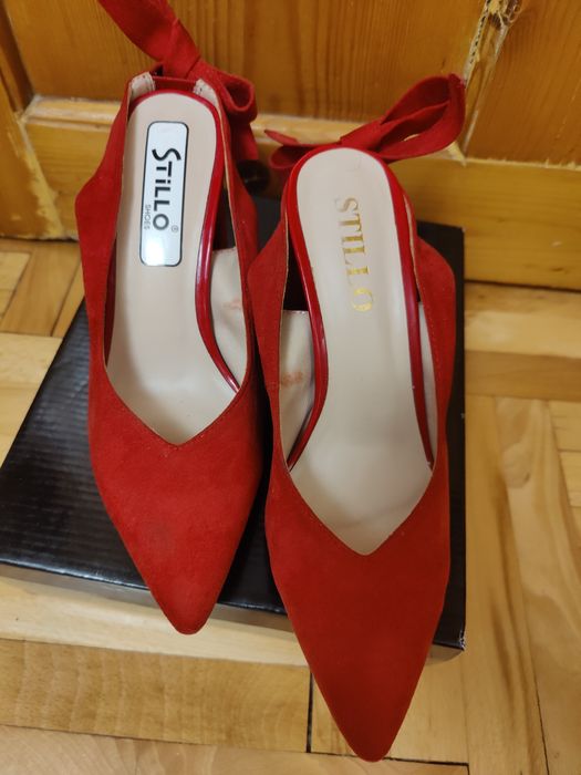 Празнични червени обувки, 36