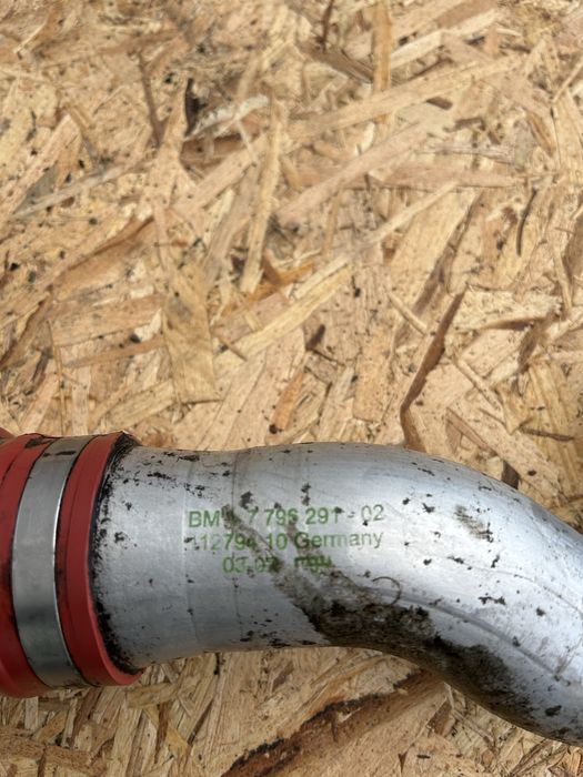 Маркуч турбо-кулер БМВ Х5 Е70 bmw x5 e70