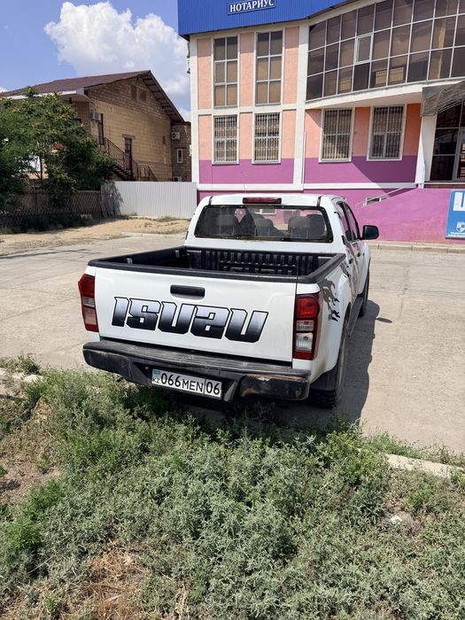 Продам isuzu dmax