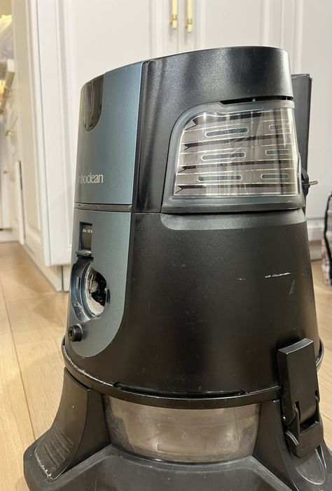 Продам пылесос Roboclean