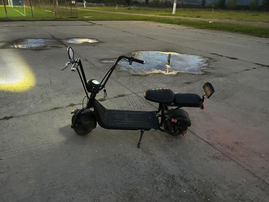 Vând bicicletă electrică