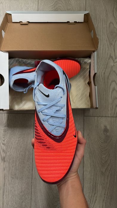 Ghete fotbal Nike Phantom 6 Low Elite FG