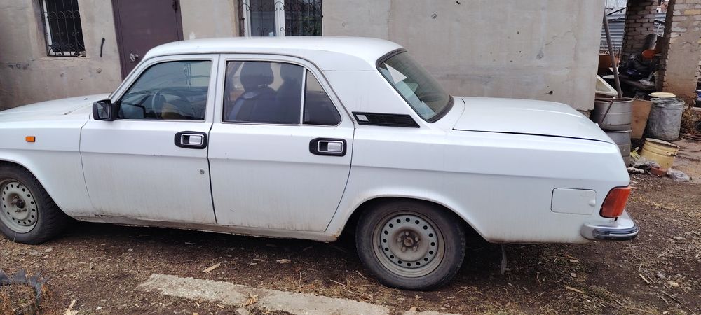 На польном ходу газ3102