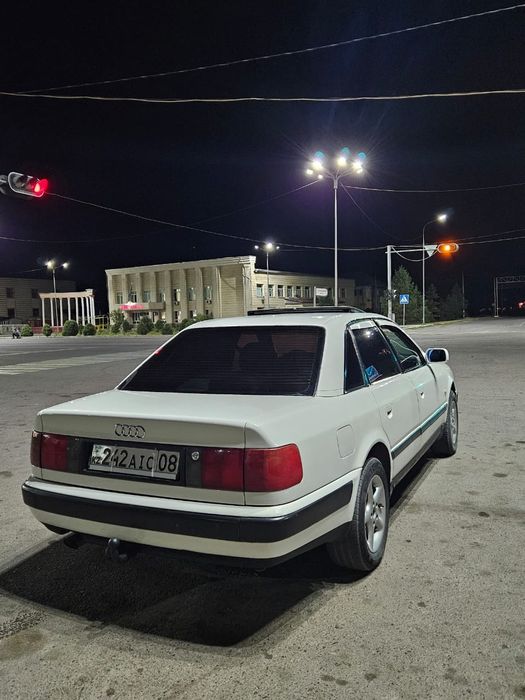 Автомобиль Аули с4