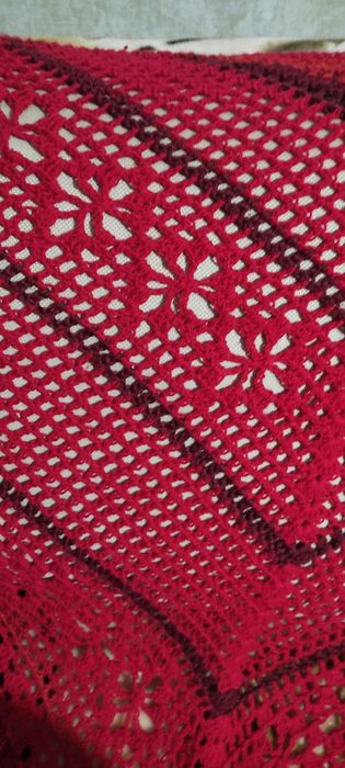 Палантин женский вязаннный