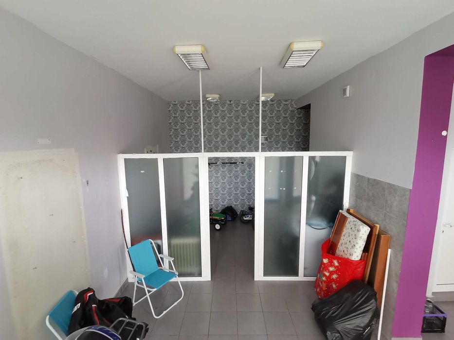 Дава се под наем Магазин в Бургас, Меден рудник - зона А - 29 кв.м за 175 € - Снимка #2