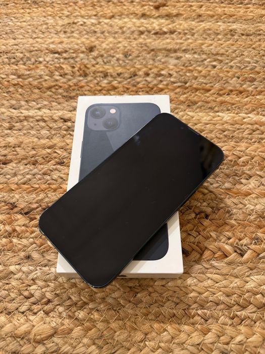 iPhone 13 Midnight