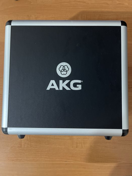 Студийный микрофон AKG P-220 Черный