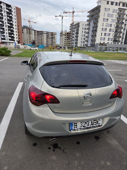 OPEL Astra 2010 — imagine 4