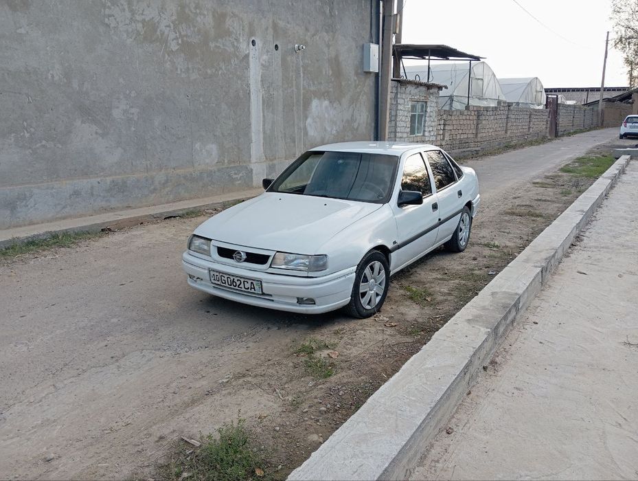 Opel vektra sotiladi