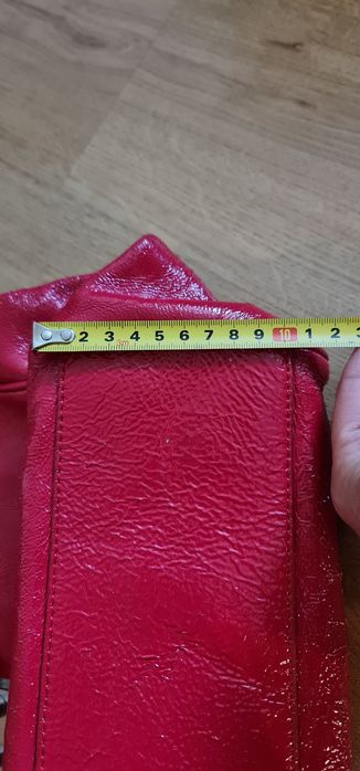 Кокетна чанта от естествена кожа