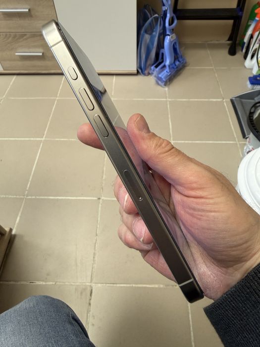 iPhone 15 Pro Max 256gb - заключен