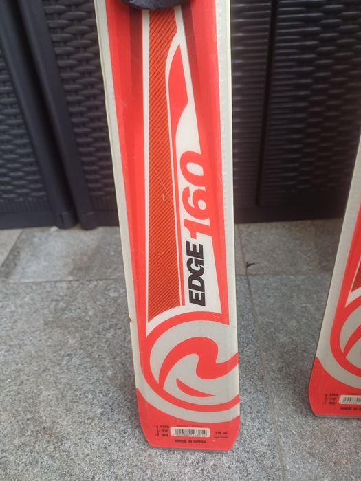 Schiuri alpine Rossignol Edge, lungime de 160 cm, bonus bețe!