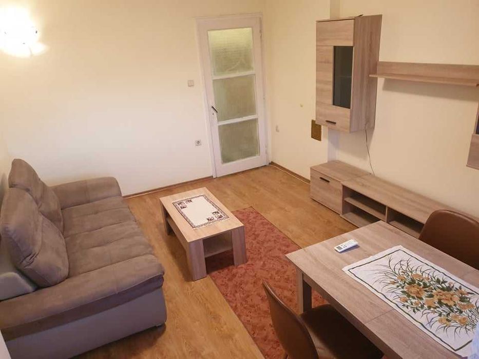 Дава се под наем Тристаен апартамент в Бургас, Възраждане - 90 кв.м за 408 € - Снимка #2