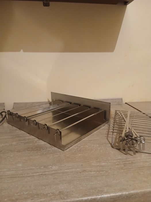 Электрошашлычница