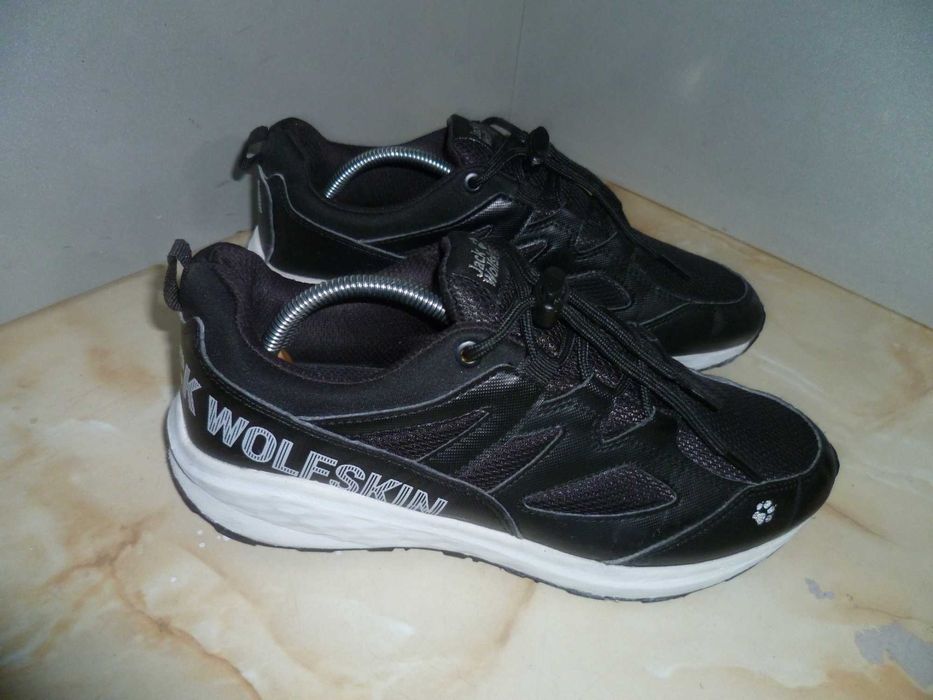 Jack Wolfskin маратонки