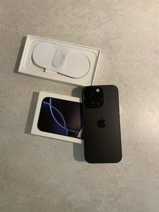 Iphone 16 Pro Black