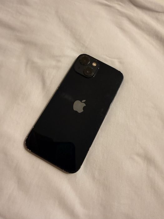 Продам iphone 13