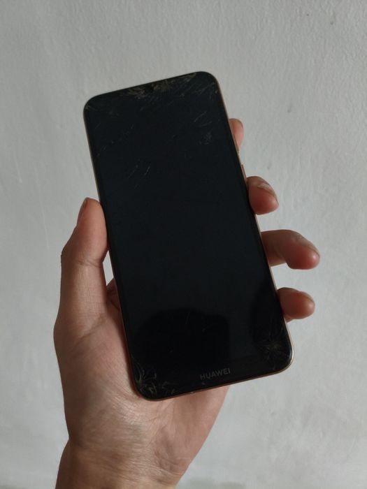 Продаю Huawei Y6 2019