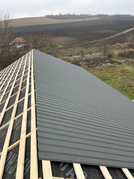 Casa la rosu ,zidarie fundati ,garduri Reparații acoperise  de la A-Z