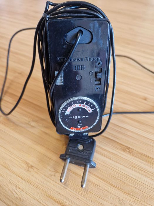 Фотографска светкавица Elgawa B125