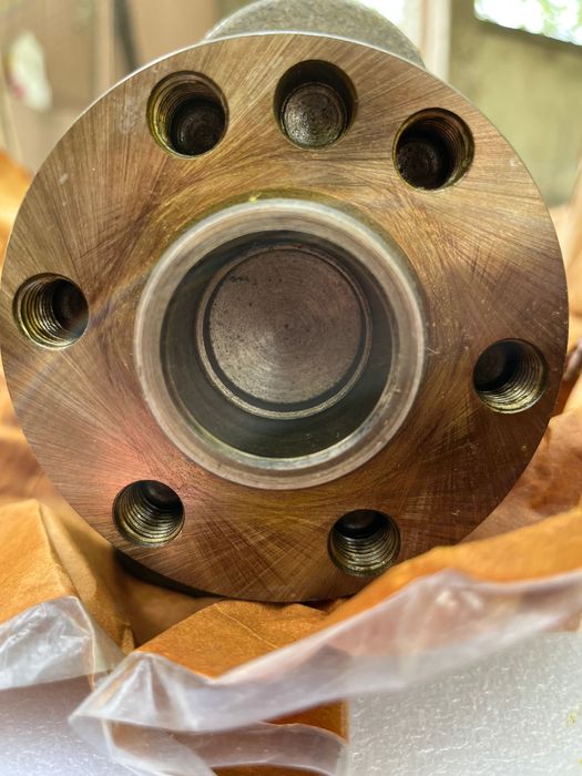 Колянови валове за BMW 7-не са турски